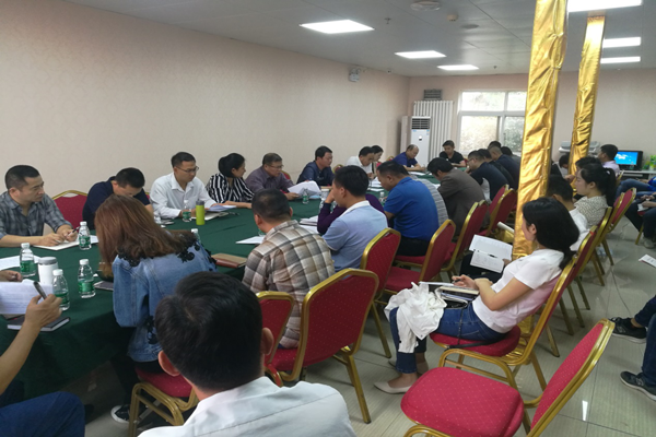 HTH华体会(中国)体育官方网站-HTH.COM
召开西站路道路工程结算审计动员大会